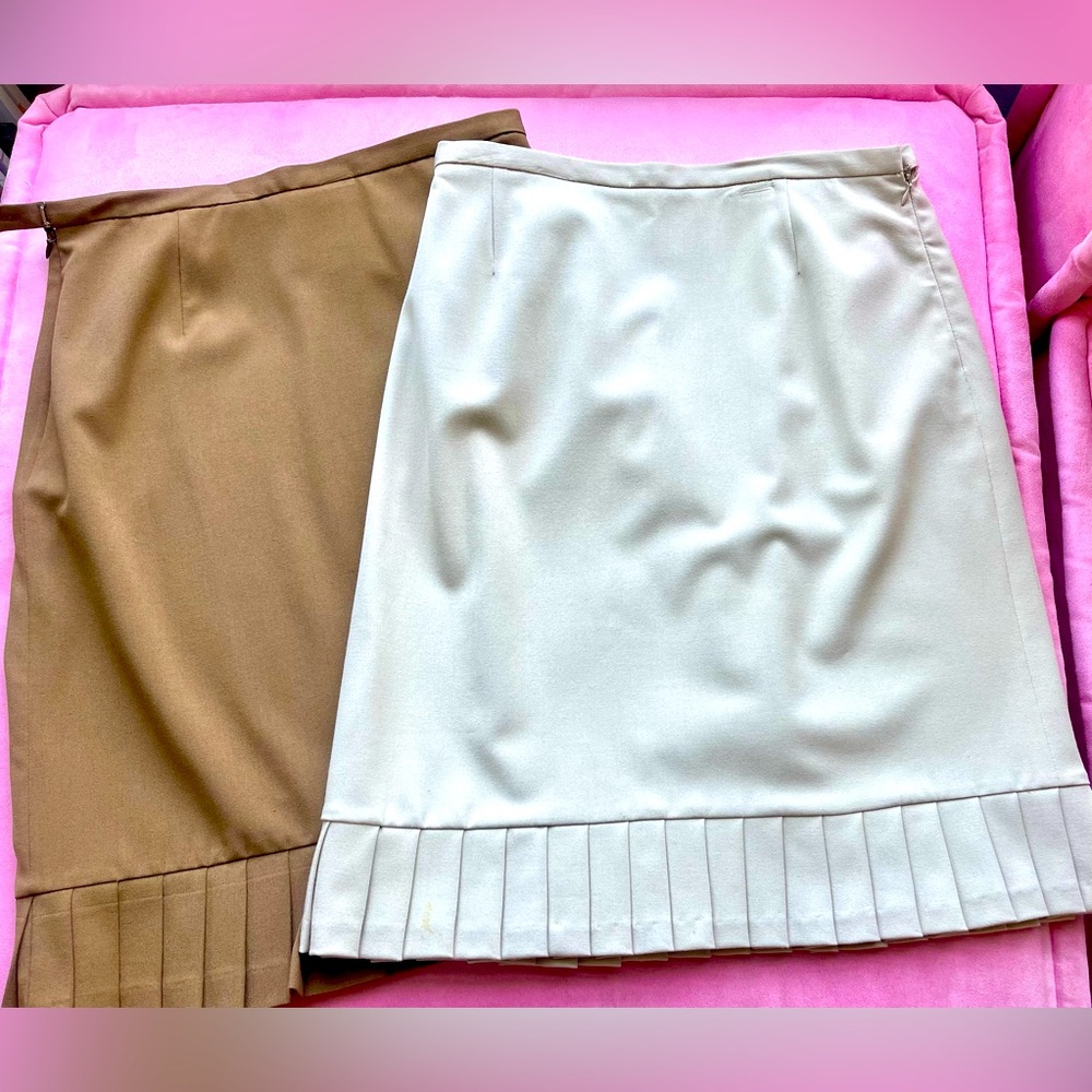 Pair of Classic Rafaella Ruffle Hem Skirts
Size 10